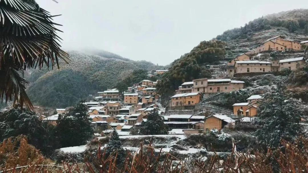 探索神秘世界的无尽魅力，传奇之颠下载之旅