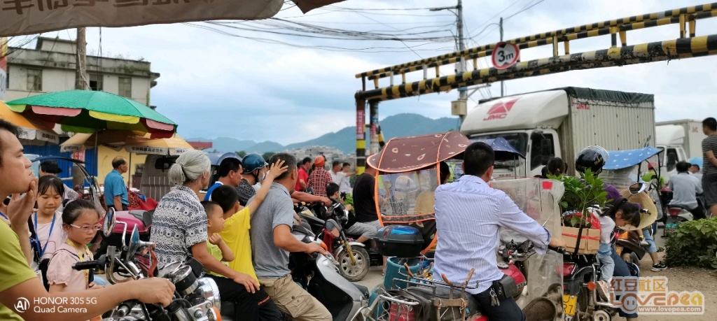 河西街道交通状况持续改善，居民出行更便捷，最新交通新闻概述